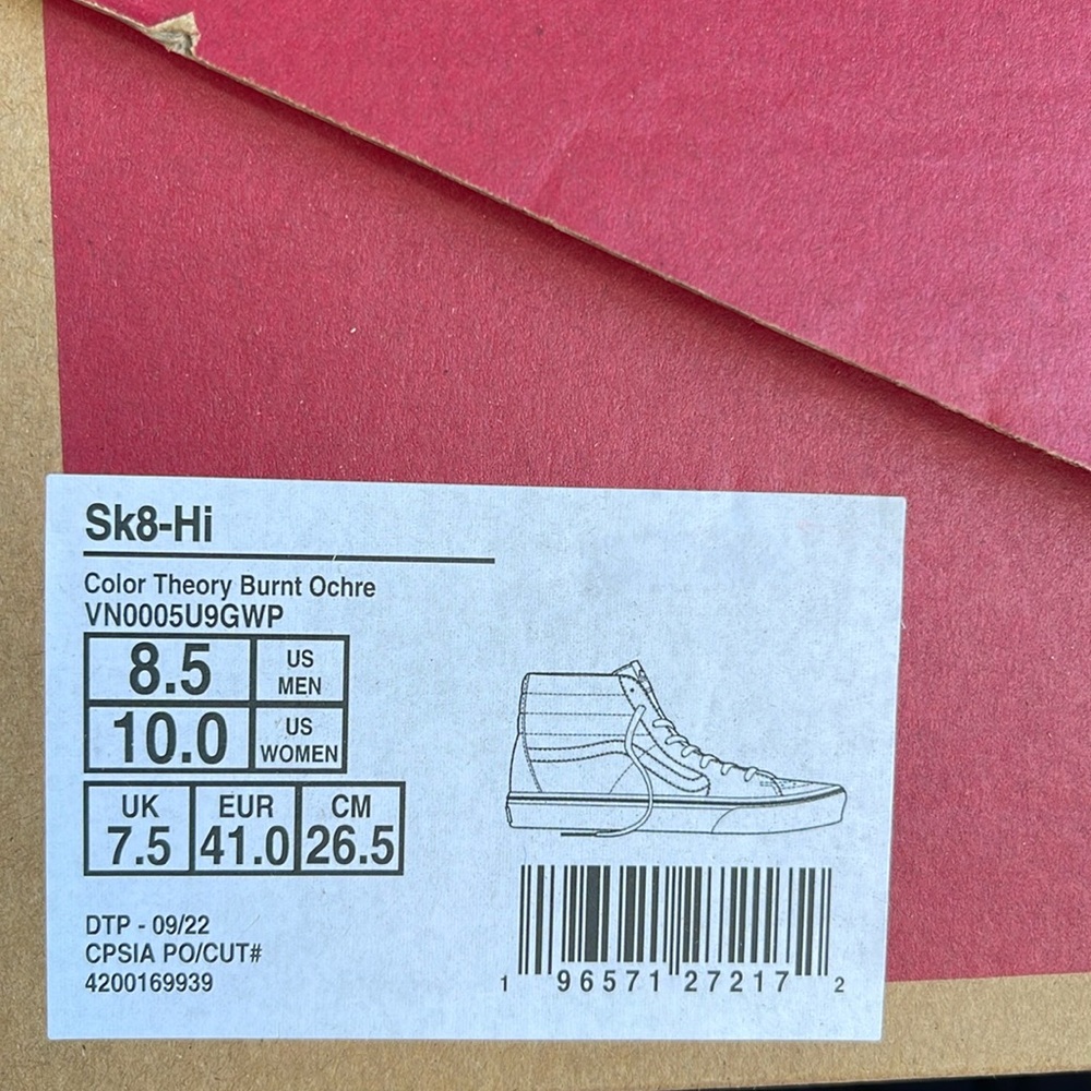 Vans WMNS Sk8-Hi
Color Theory Burnt Ochre
VN0005U9GWP
Sneakers - Picture 16 of 16